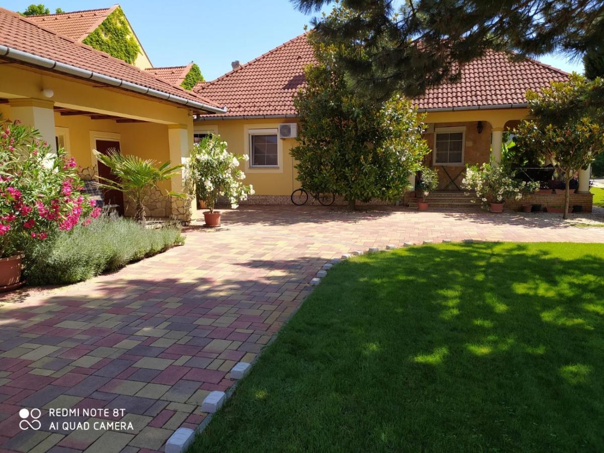 Harkány Spengler Apartman מראה חיצוני תמונה