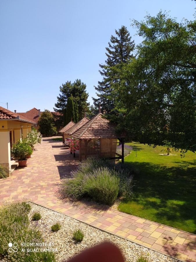 Harkány Spengler Apartman מראה חיצוני תמונה