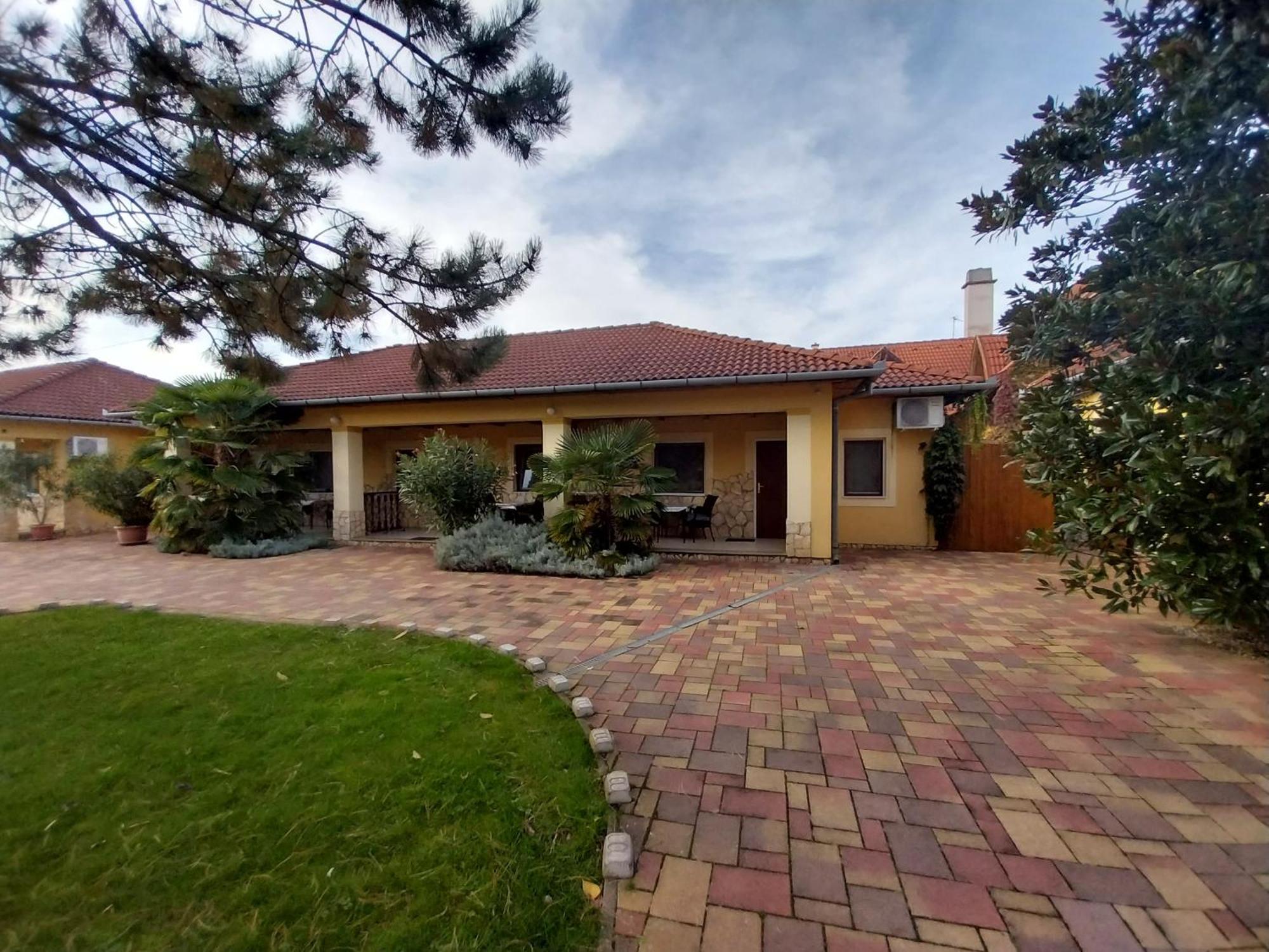 Harkány Spengler Apartman מראה חיצוני תמונה