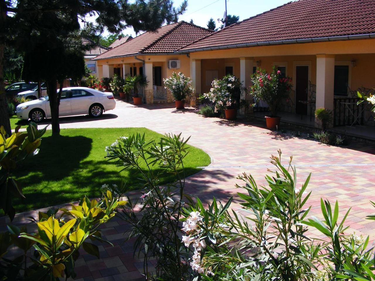 Harkány Spengler Apartman מראה חיצוני תמונה